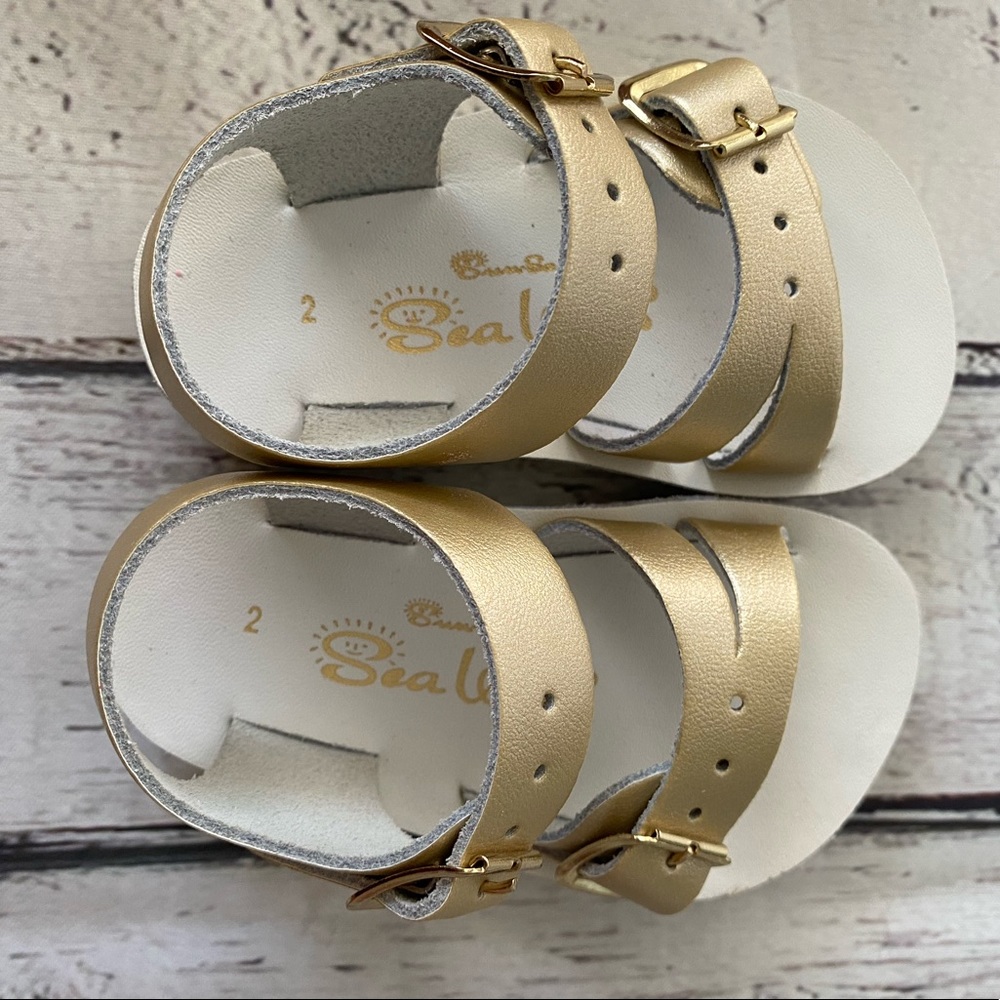 Salt water sun-San gold sandal